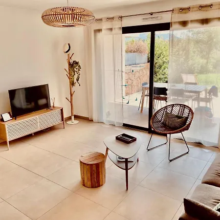 Standing Domaine D Arca *