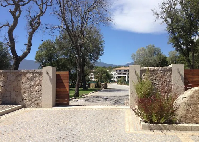 Standing Domaine D Arca Porto-Vecchio (Corsica)